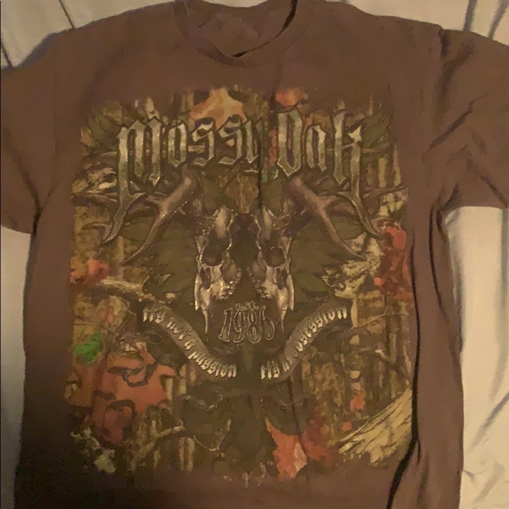 Mossy oak t-shirt